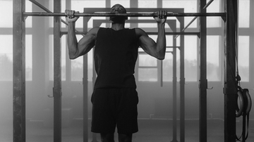 Pull Up vs. Chin Up, Which One Is Better For You?